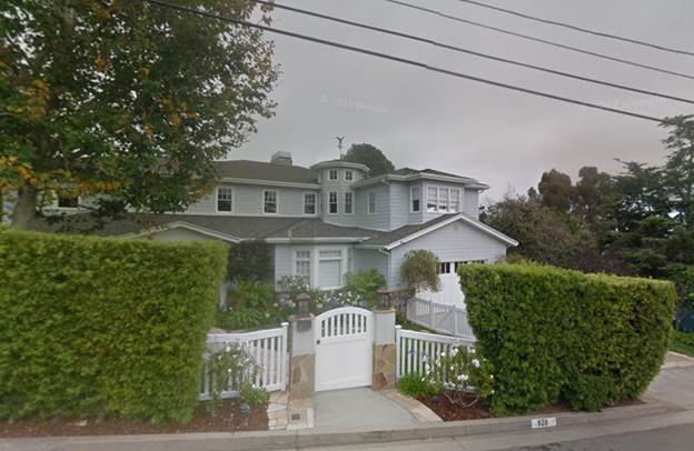 A picture containing outdoor, tree, sky, street

Description automatically generated